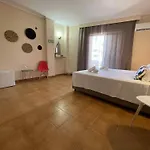 Cosy Urban Living * 科斯镇